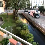 Lilis Mit Balkon Διαμέρισμα