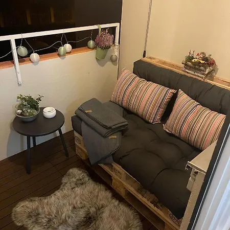 Lilis Mit Balkon *