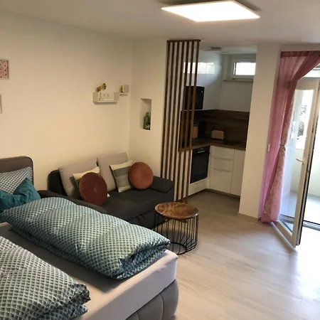 Lilis Mit Balkon Apartment